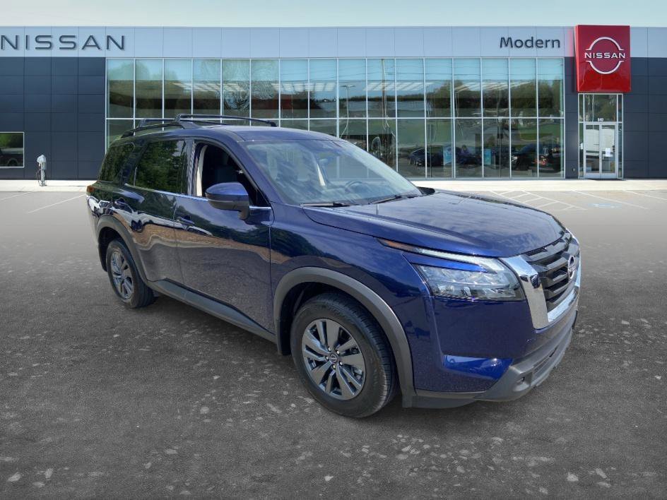 Used 2025 Deep Ocean Blue Pearl Nissan SV image 3