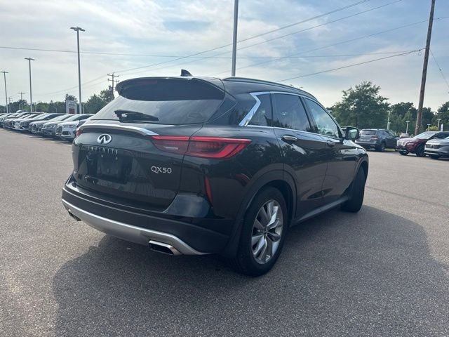 Used 2019 Black Obsidian INFINITI LUXE image 3