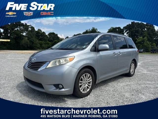 2013 Toyota Sienna XLE