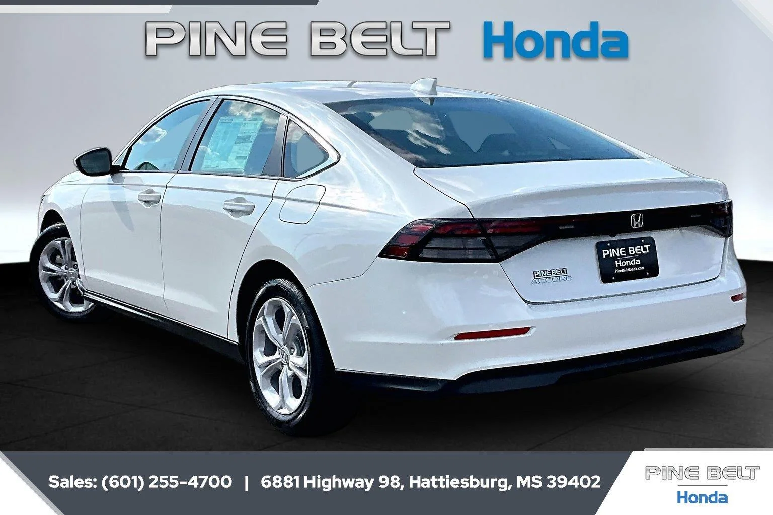 New 2026 Platinum White Pearl Honda LX CVT image 3