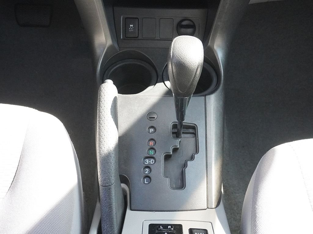Used 2011 Silver Toyota Base image 41