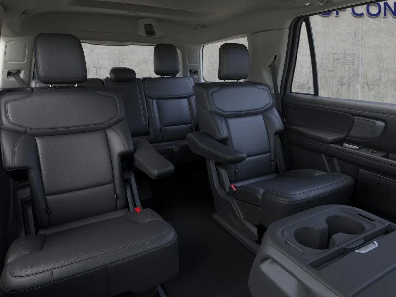 New 2026 Glacier Gray Metallic Tri-Coat Ford Platinum® image 11