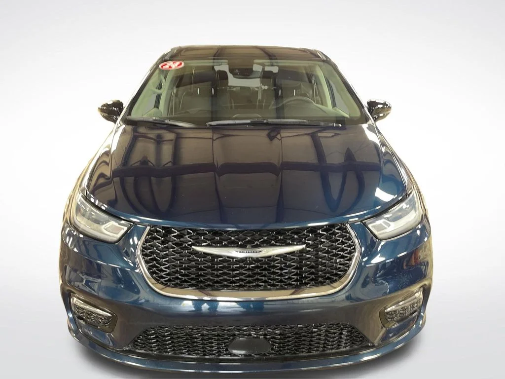 Certified Used 2024 Blue Chrysler Touring L image 9