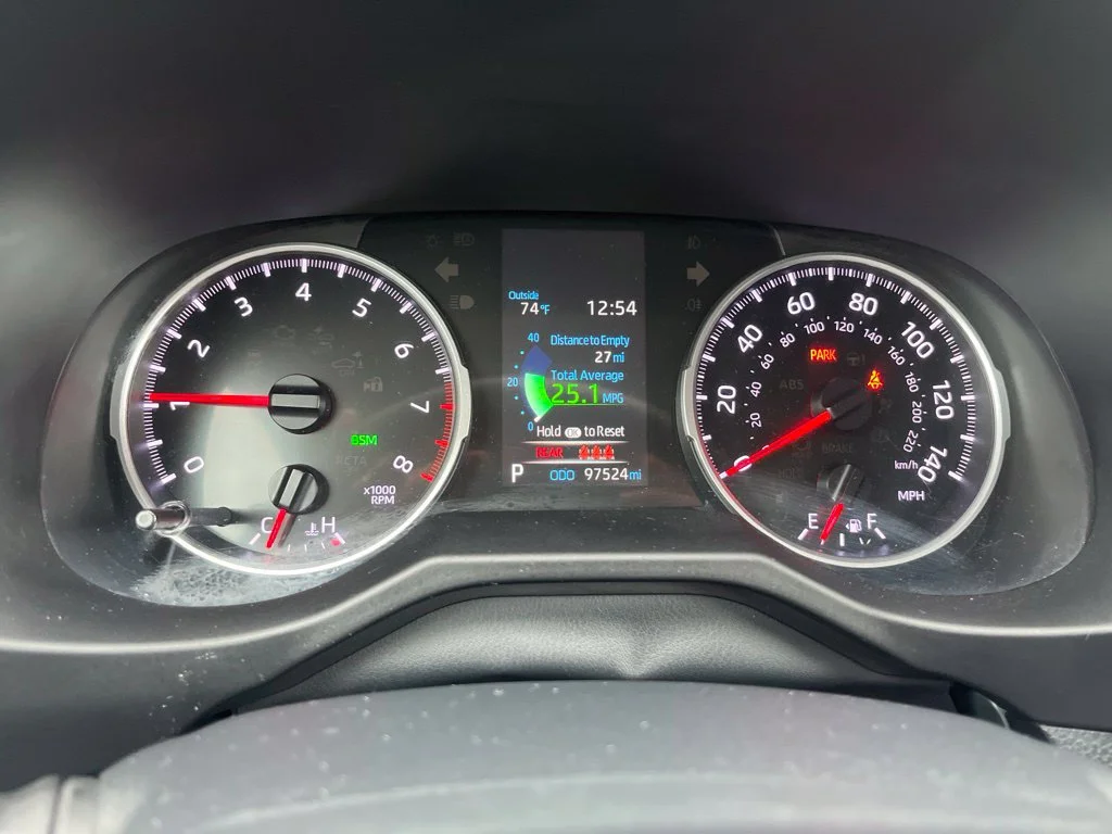 Used 2020 Midnight Black Metallic Toyota XLE Premium image 20