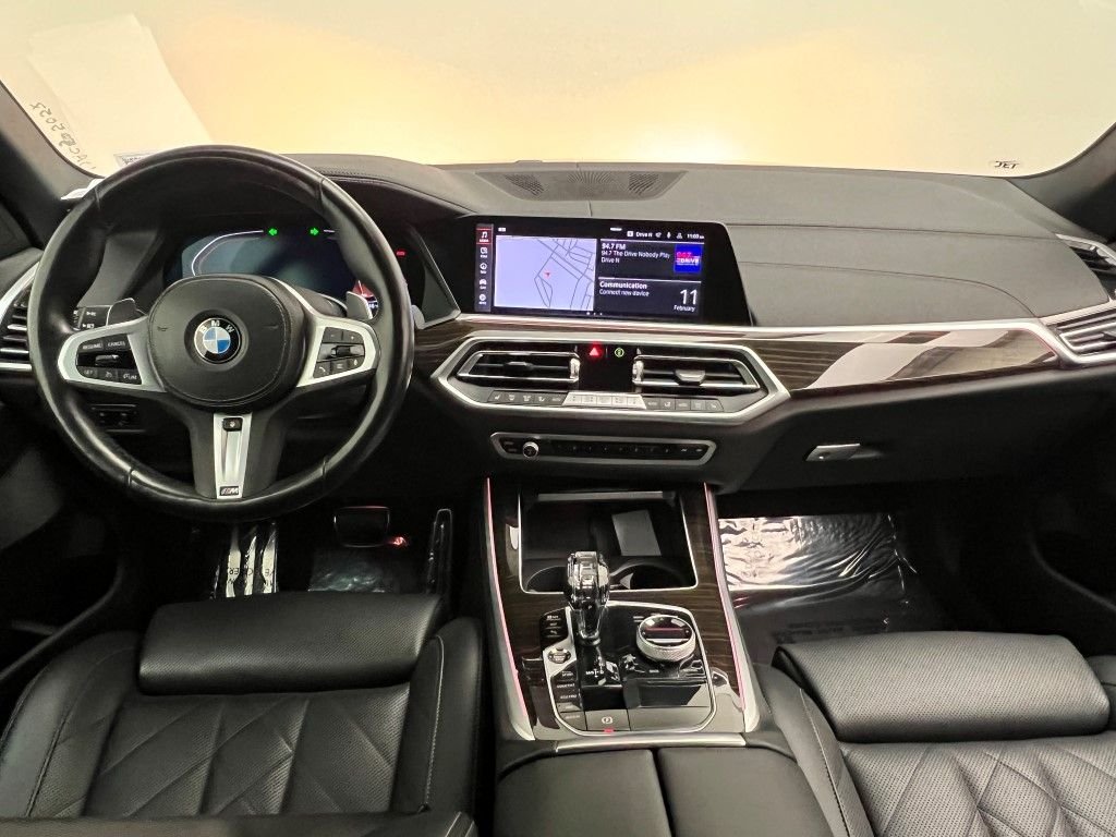 Used 2023 Carbon Black Metallic BMW xDrive40i image 18