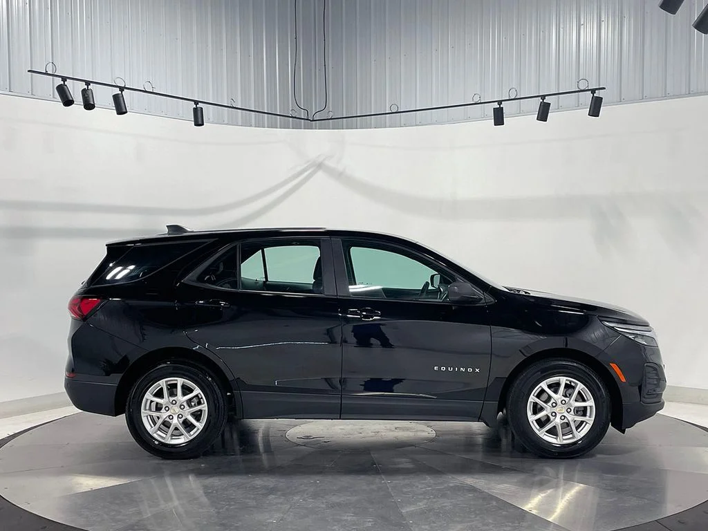 Used 2022 Black Chevrolet LS image 10