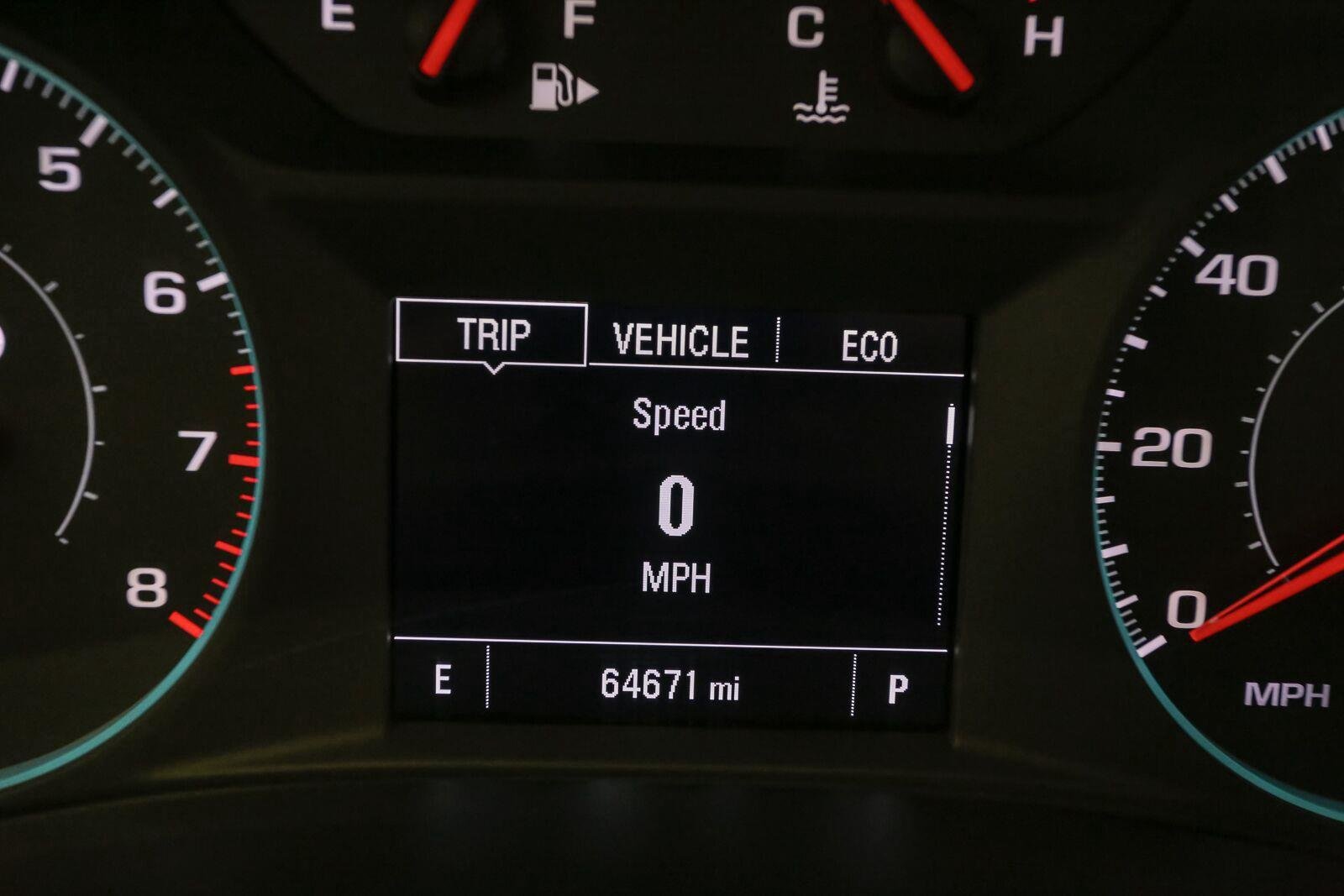 Used 2024 Summit White Chevrolet LT image 37