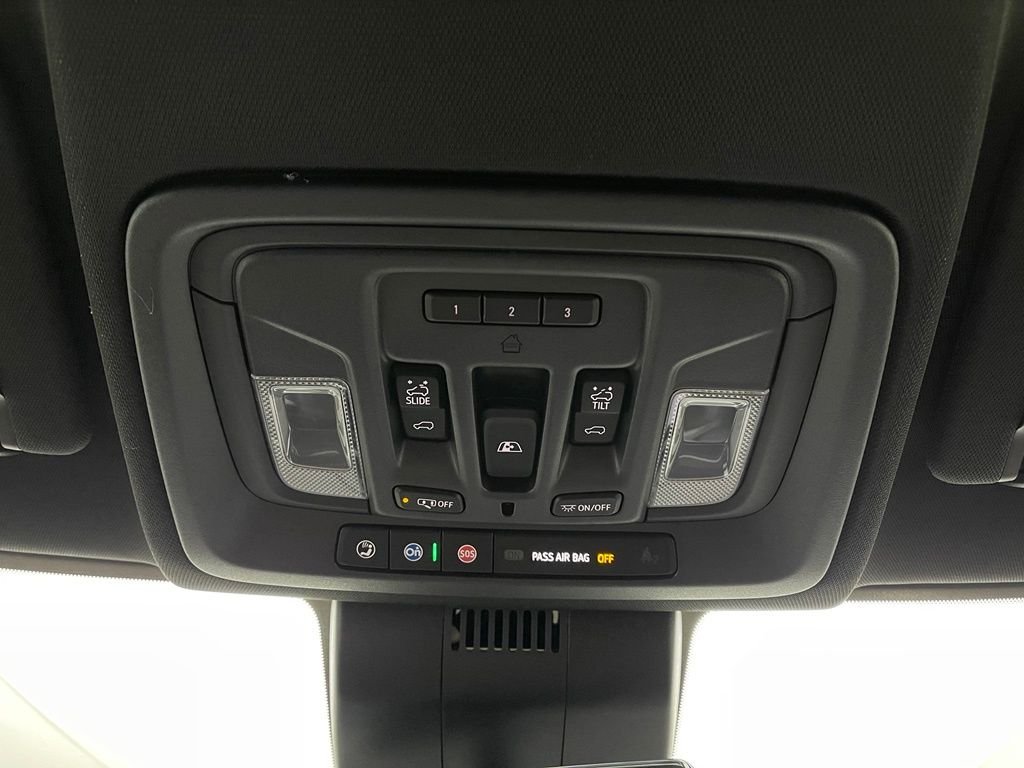 Used 2026 Summit White Chevrolet High Country image 28