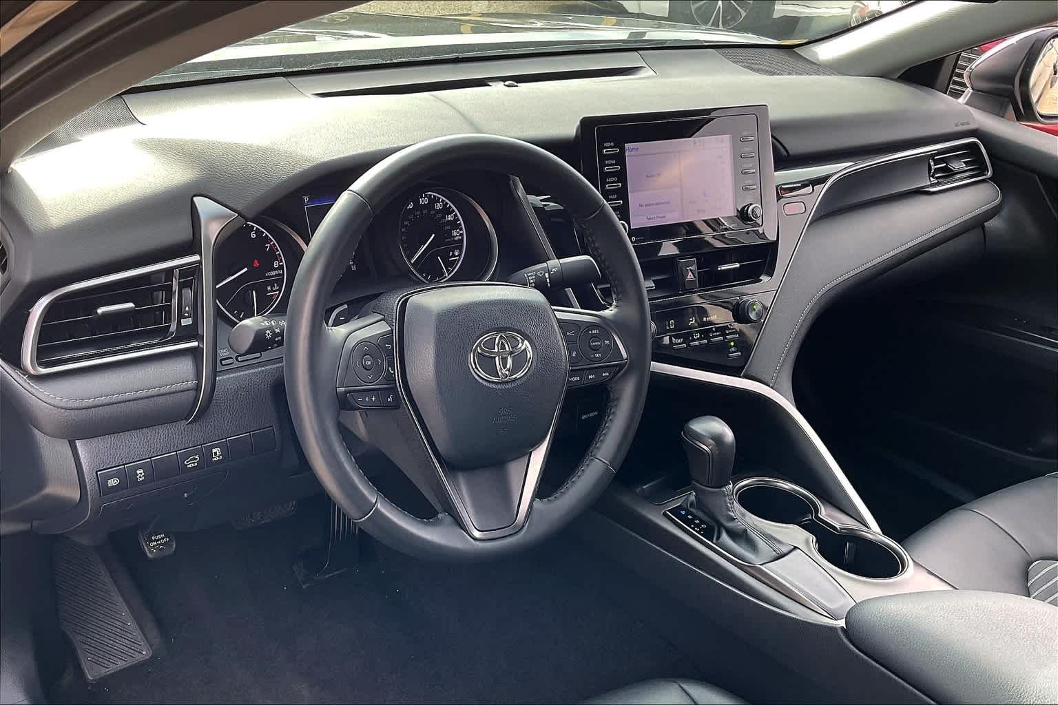 Used 2021 Midnight Black Metallic Toyota SE image 16