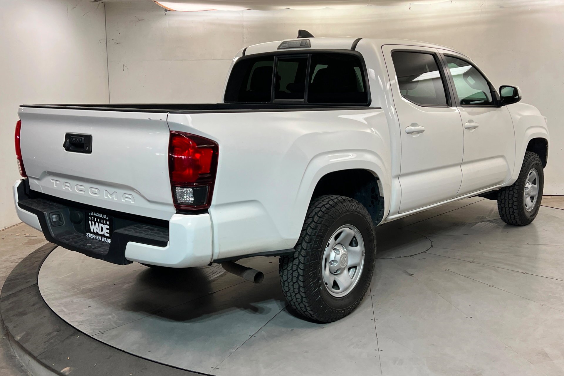 2022 Toyota Tacoma SR - Photo 6