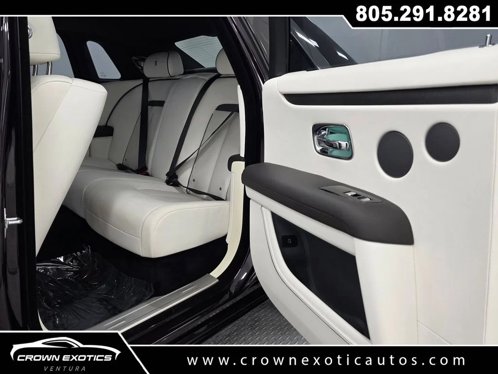 Used 2023 Purple Rolls-Royce Base image 39