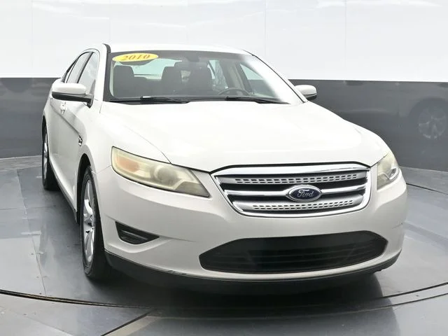 Used 2010  Ford SEL image 6