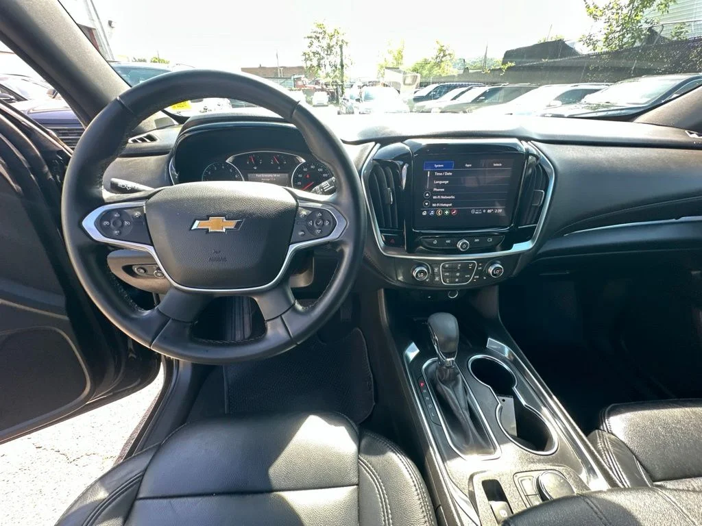 Used 2024 Black Chevrolet LT Cloth image 25