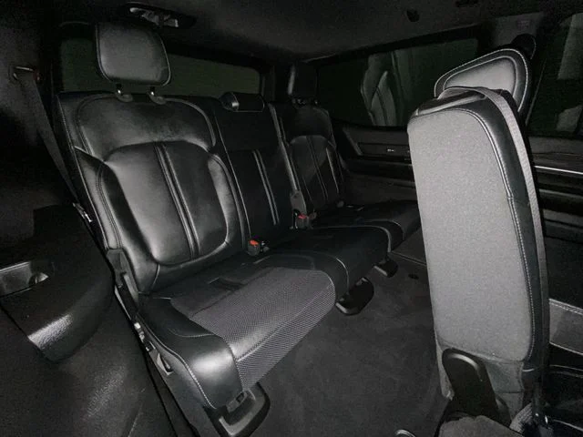 Used 2022 Red Jeep Series III image 23