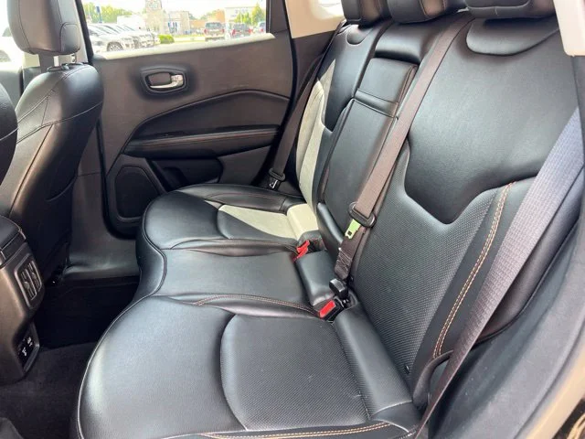 Used 2019 Black Jeep Limited image 31