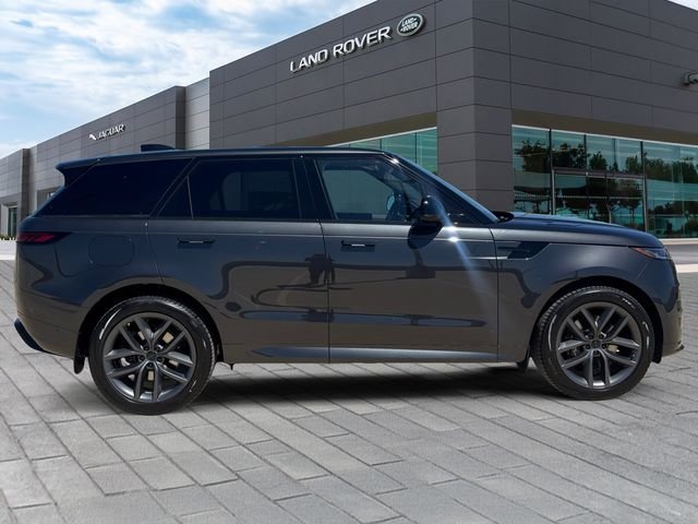 New 2026 Carpathian Grey Land Rover Dynamic SE image 6