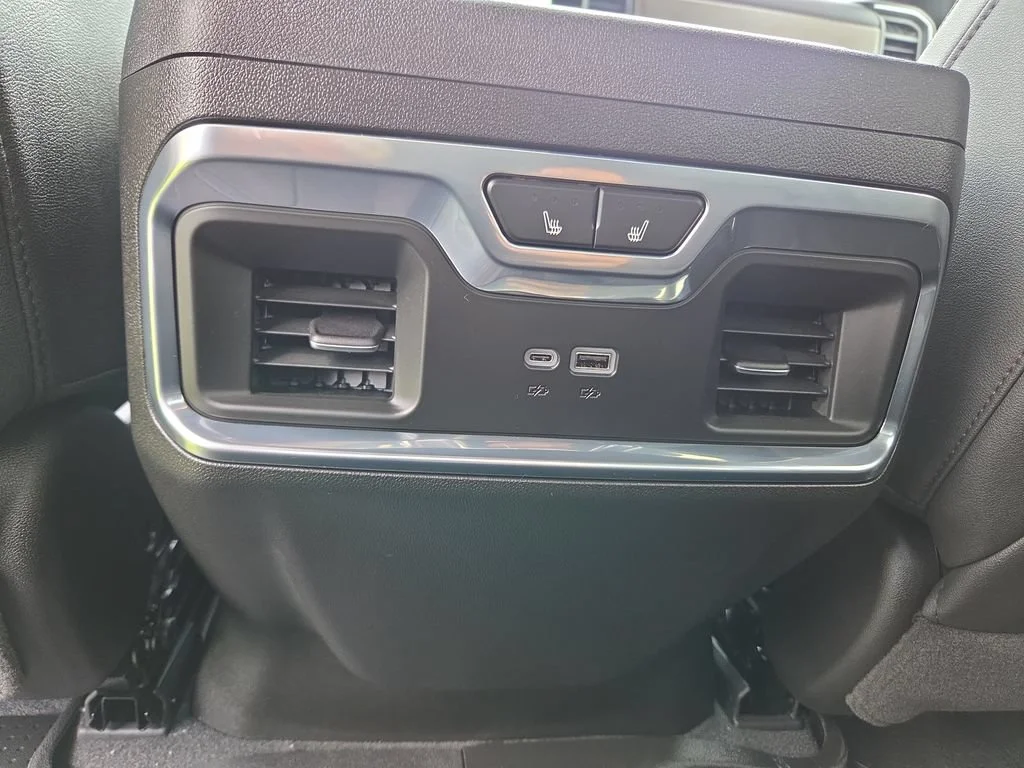 New 2026 Black Chevrolet High Country image 31