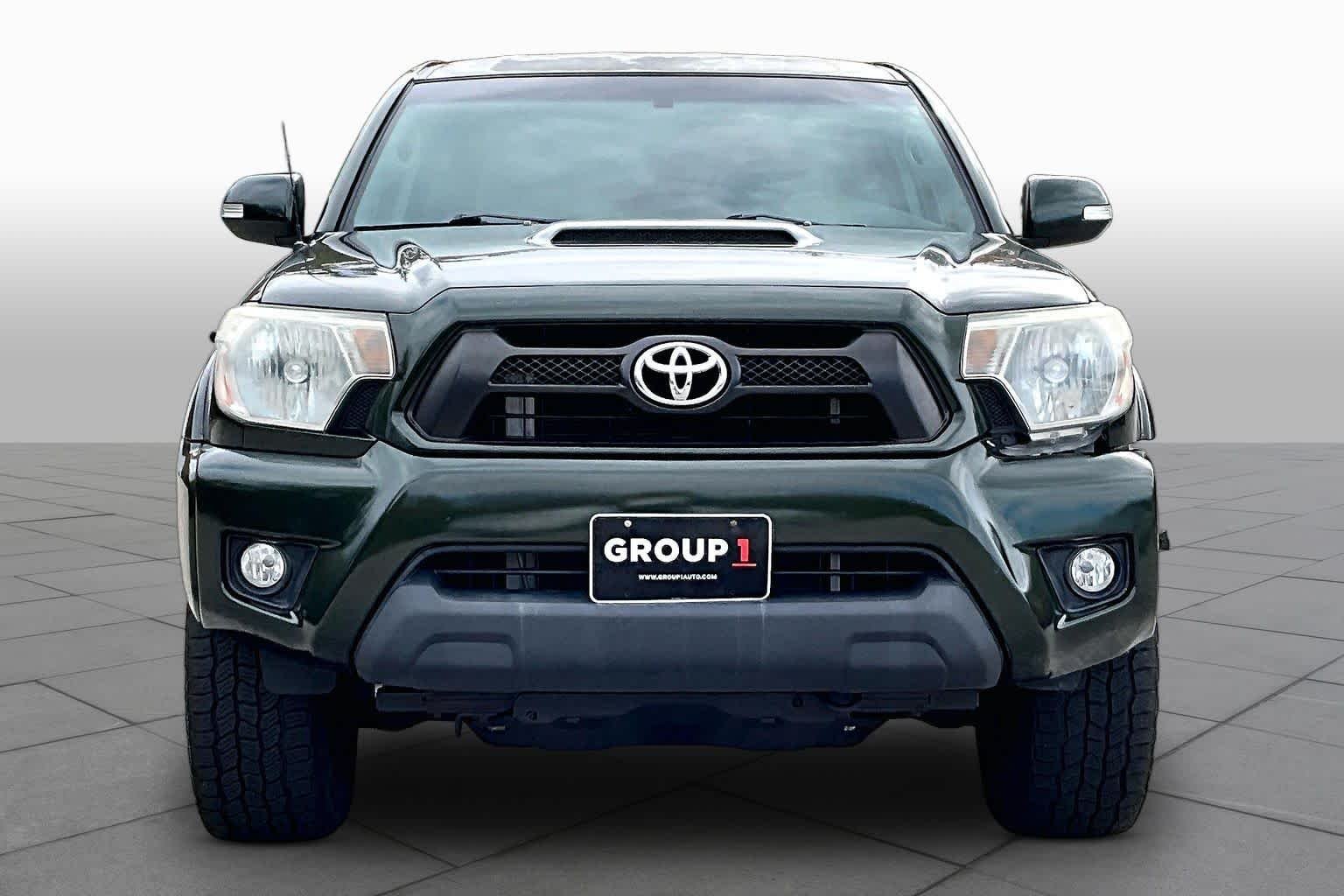 Used 2014 Spruce Mica Toyota  image 3