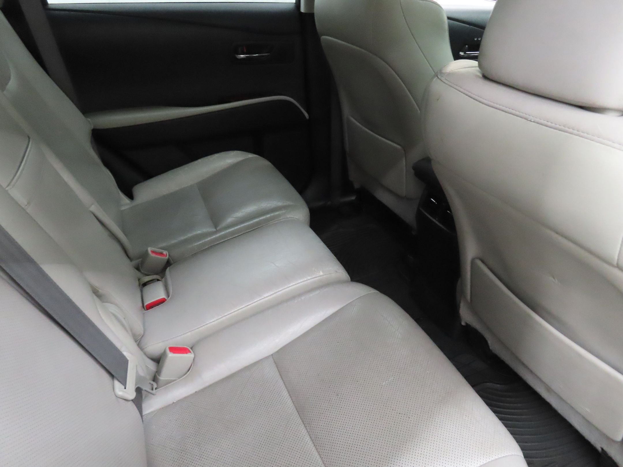 Used 2012 Gray Lexus 450h image 23
