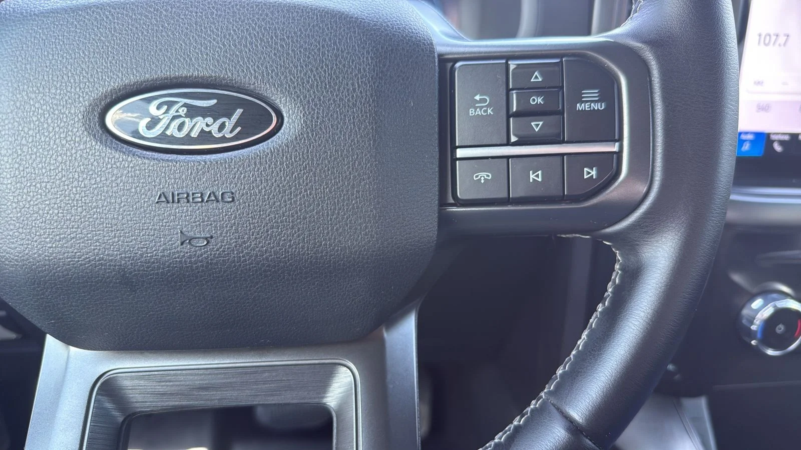 Used 2024 Gray Ford XLT image 15