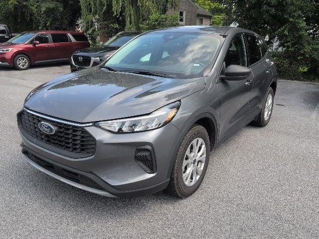 Used 2024 Gray Ford Active image 3