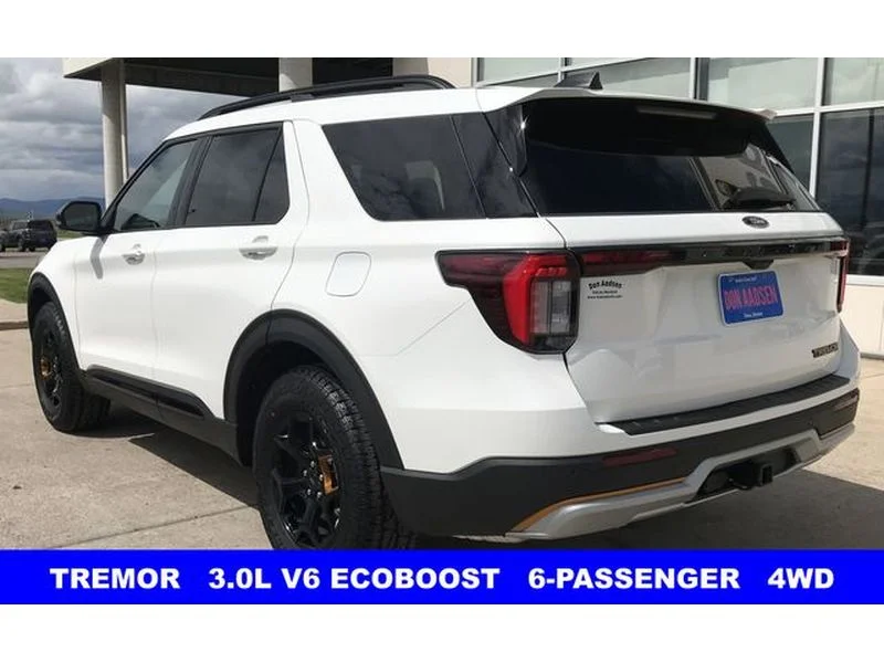 New 2026 Star White Metallic Tri-Coat Ford Tremor® image 25