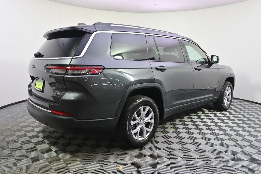 Used 2022 Gray Metallic Jeep Limited image 7