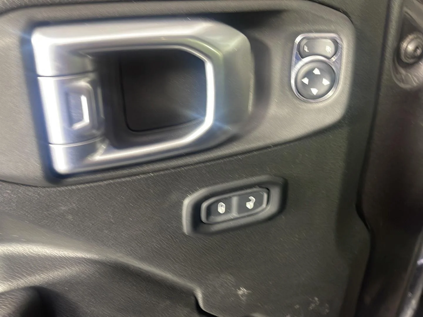Used 2023 Granite Crystal Metallic Clearcoat Jeep Rubicon image 14