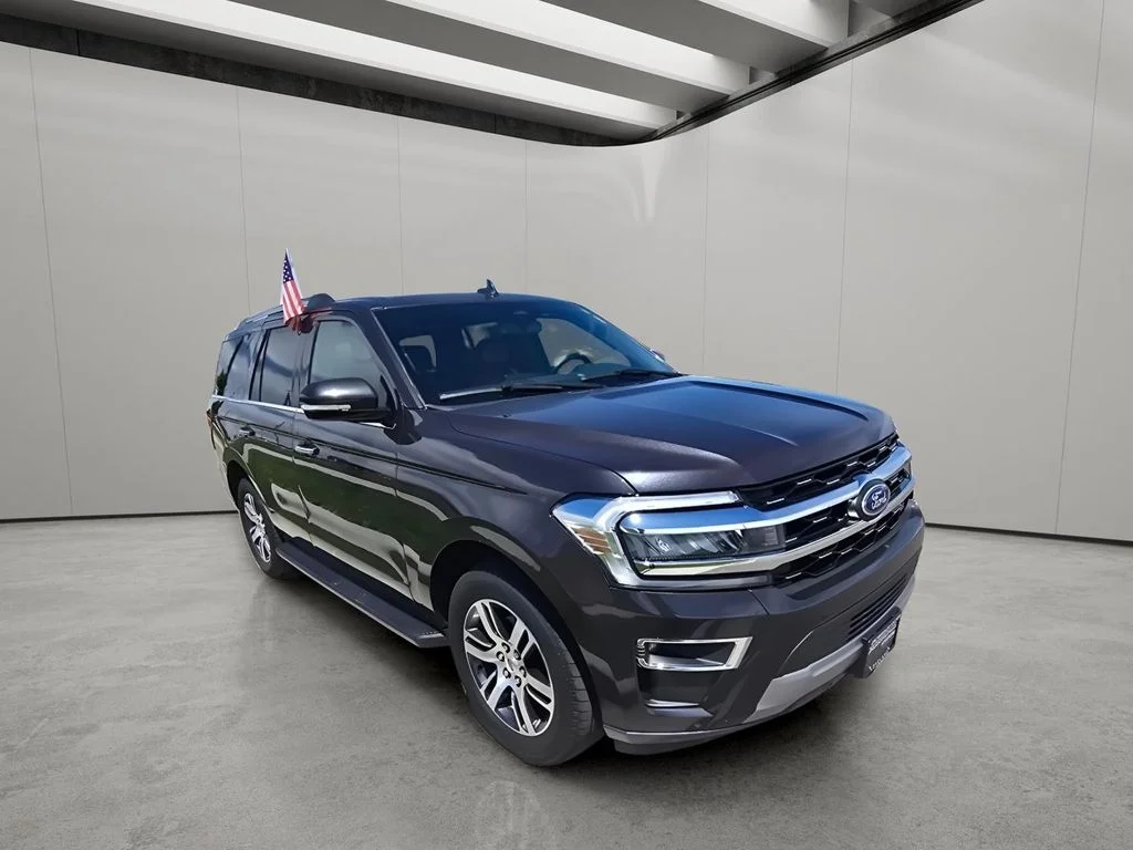 Used 2024 Dark Matter Gray Metallic Ford Limited image 7