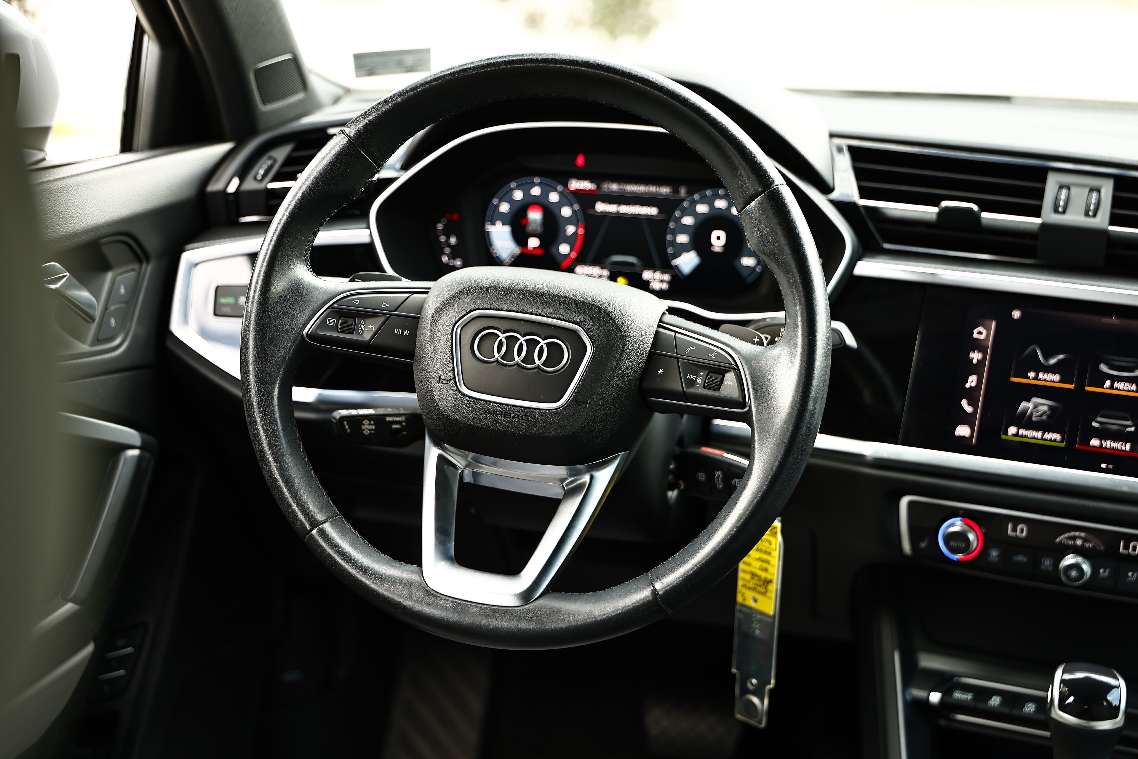 Used 2022 Glacier White Audi Premium Plus image 27