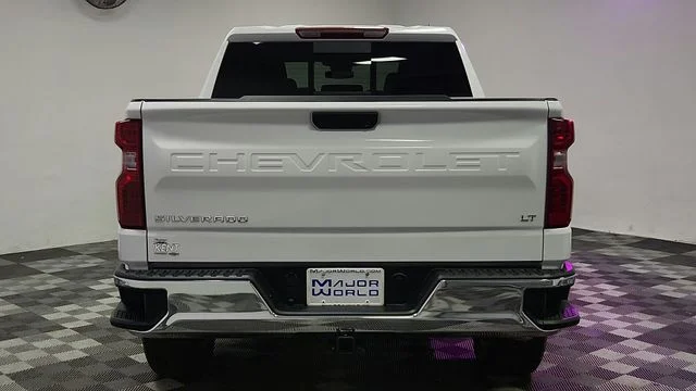 Used 2026 White Chevrolet LT image 6