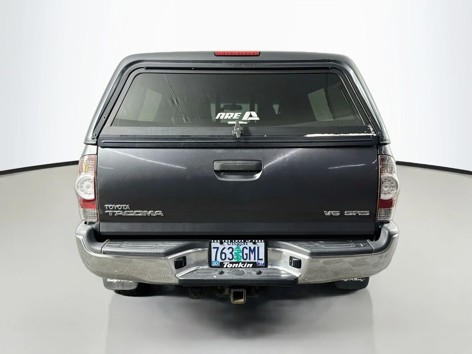 Used 2013 Magnetic Gray Metallic Toyota Base image 7