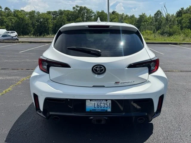 Used 2024  Toyota Premium image 4