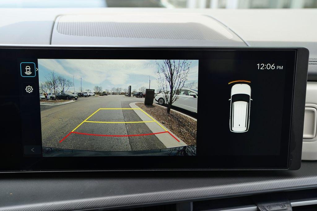 New 2026 Phantom Black Hyundai SE image 18