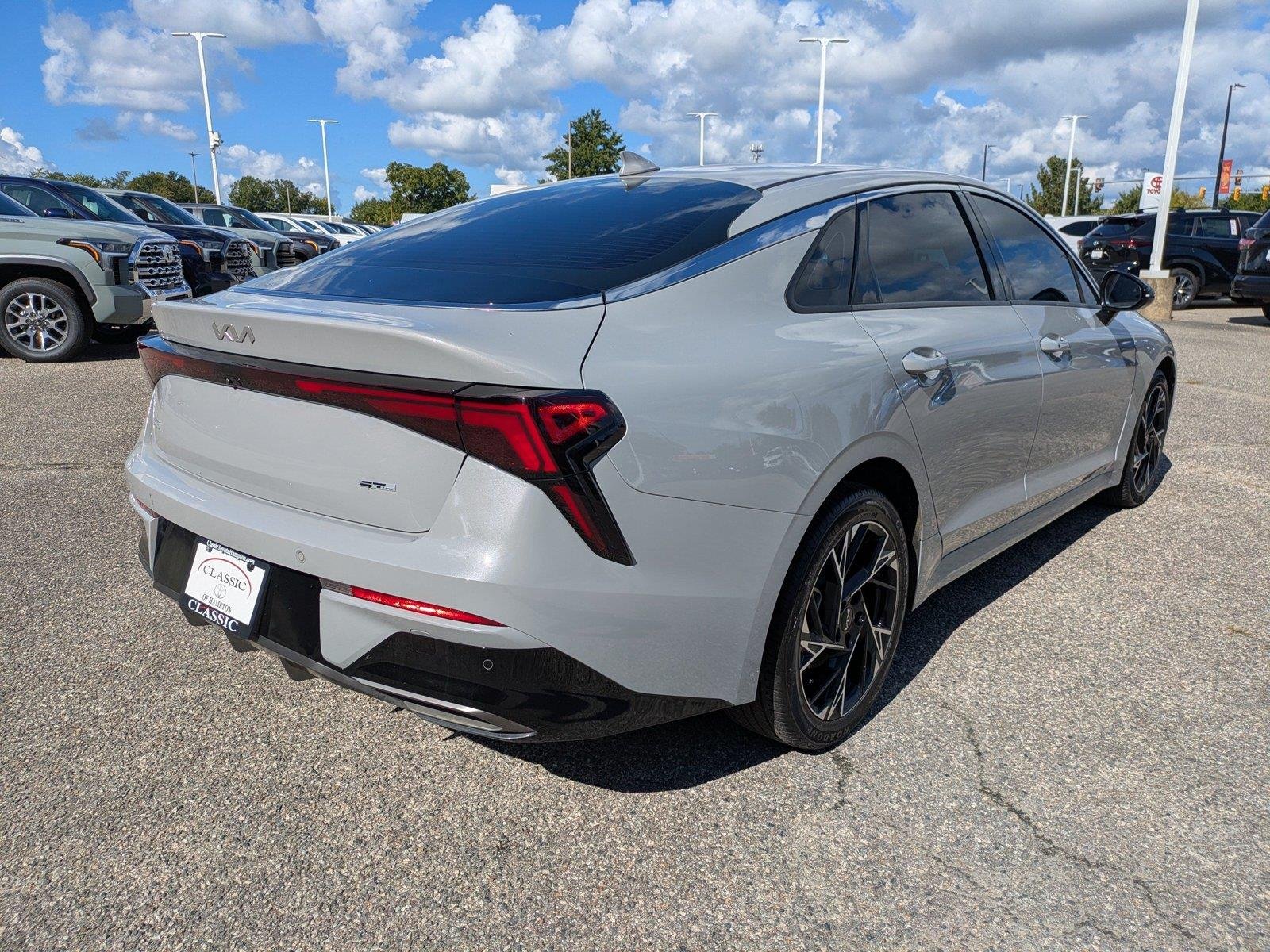 Used 2026 Wolf Gray Kia GT-Line image 4