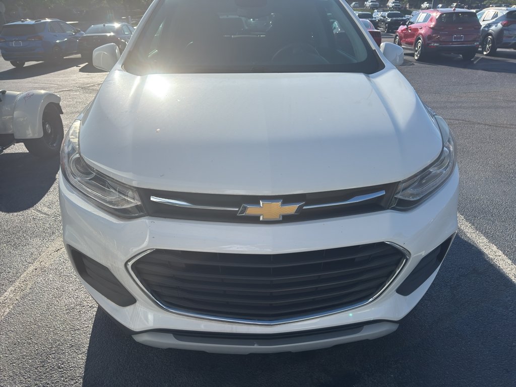 Used 2020 SUMMIT WHITE Chevrolet LT image 7