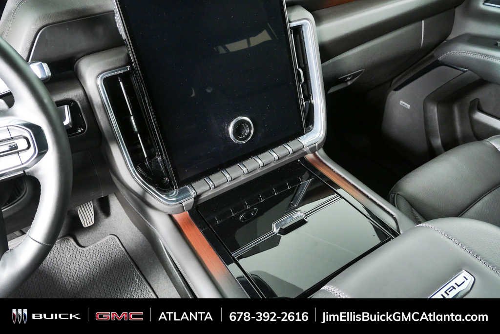 Used 2025 Sterling Metallic GMC Denali image 18