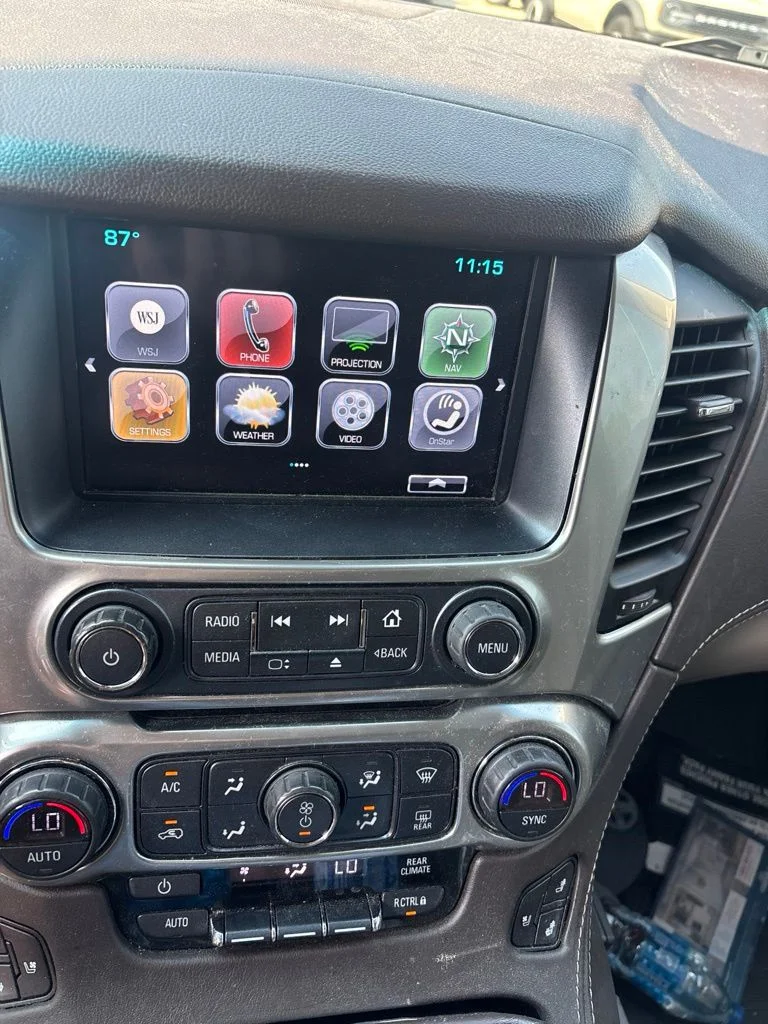 Used 2018 White Chevrolet Premier image 14