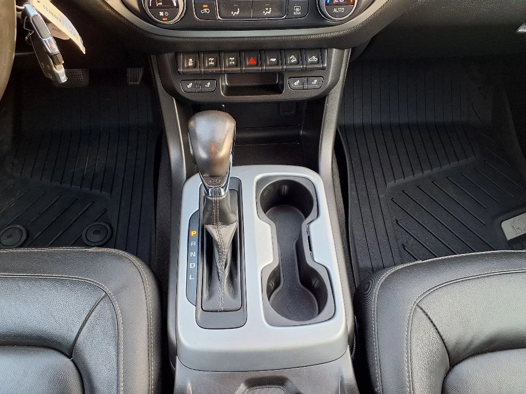 2022 Chevrolet Colorado ZR2 - Photo 17