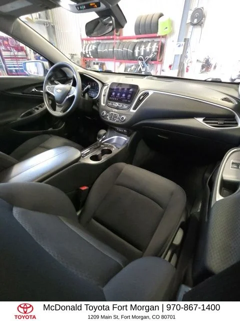 Used 2022 Gray Chevrolet LT image 19