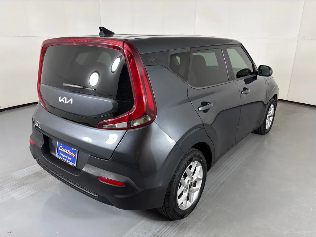 Used 2022 Gray Kia LX image 8
