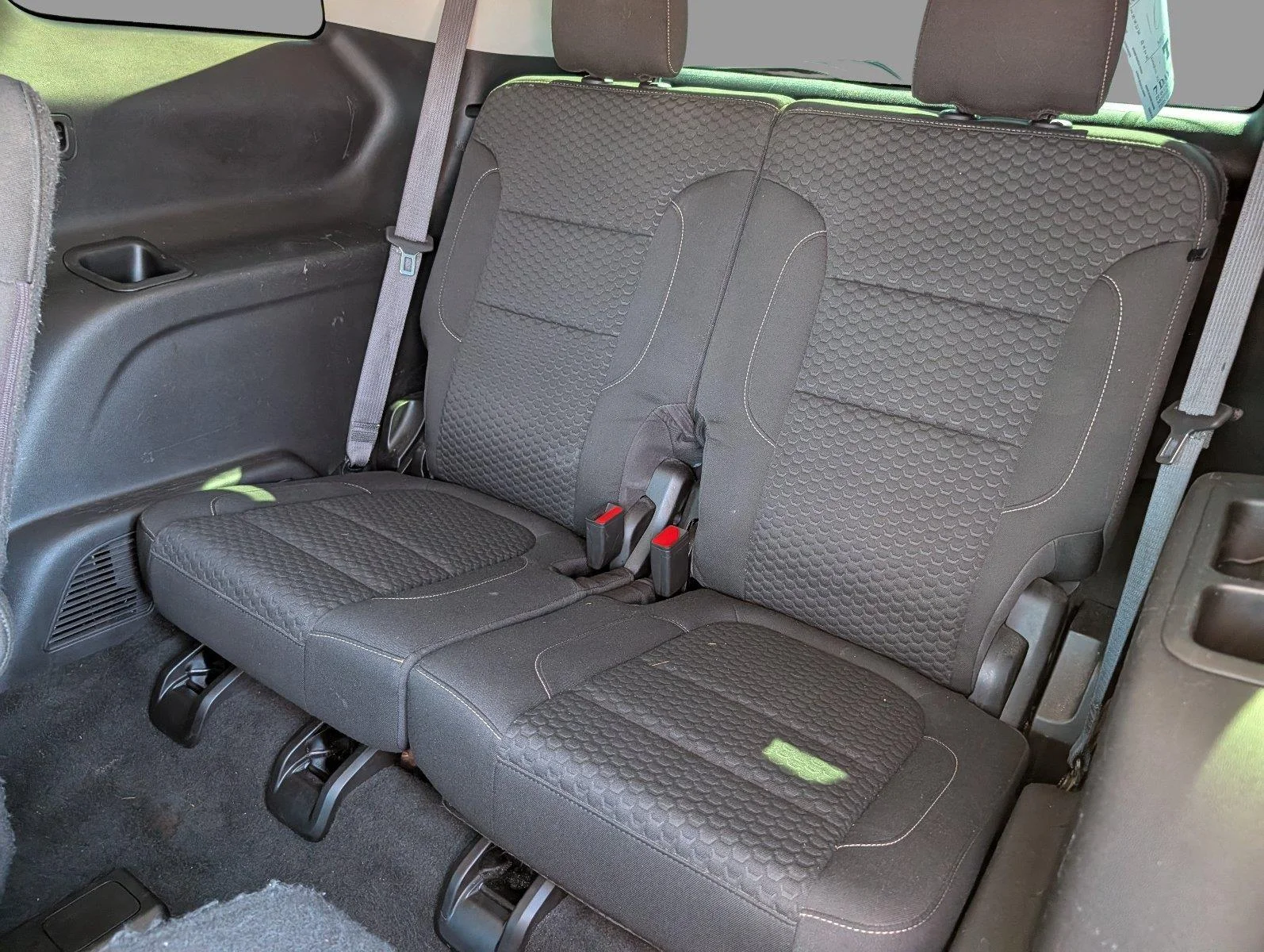 Used 2019 Summit White GMC SLE image 32