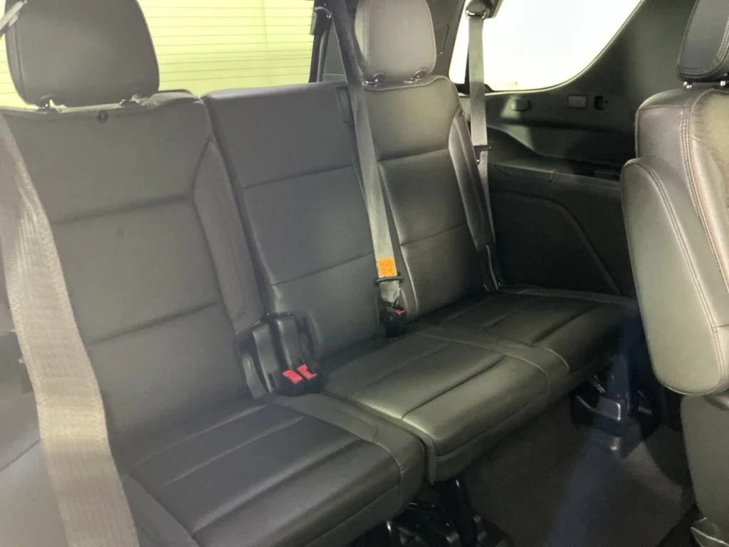 Used 2023 Black Chevrolet High Country image 22