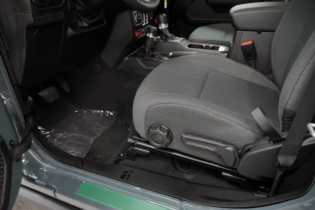 2026 Jeep Wrangler 2-Door Willys - Photo 28
