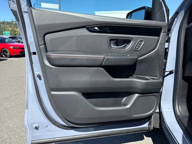 New 2026 Sonic Gray Pearl Honda TrailSport image 19