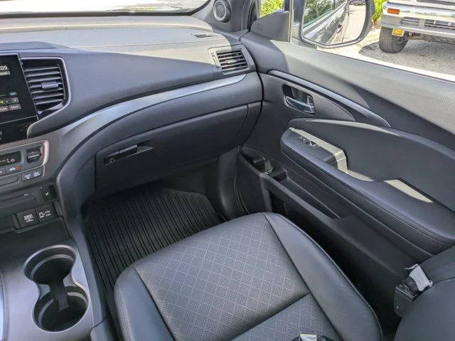 Used 2019 Modern Steel Metallic Honda EX-L image 16