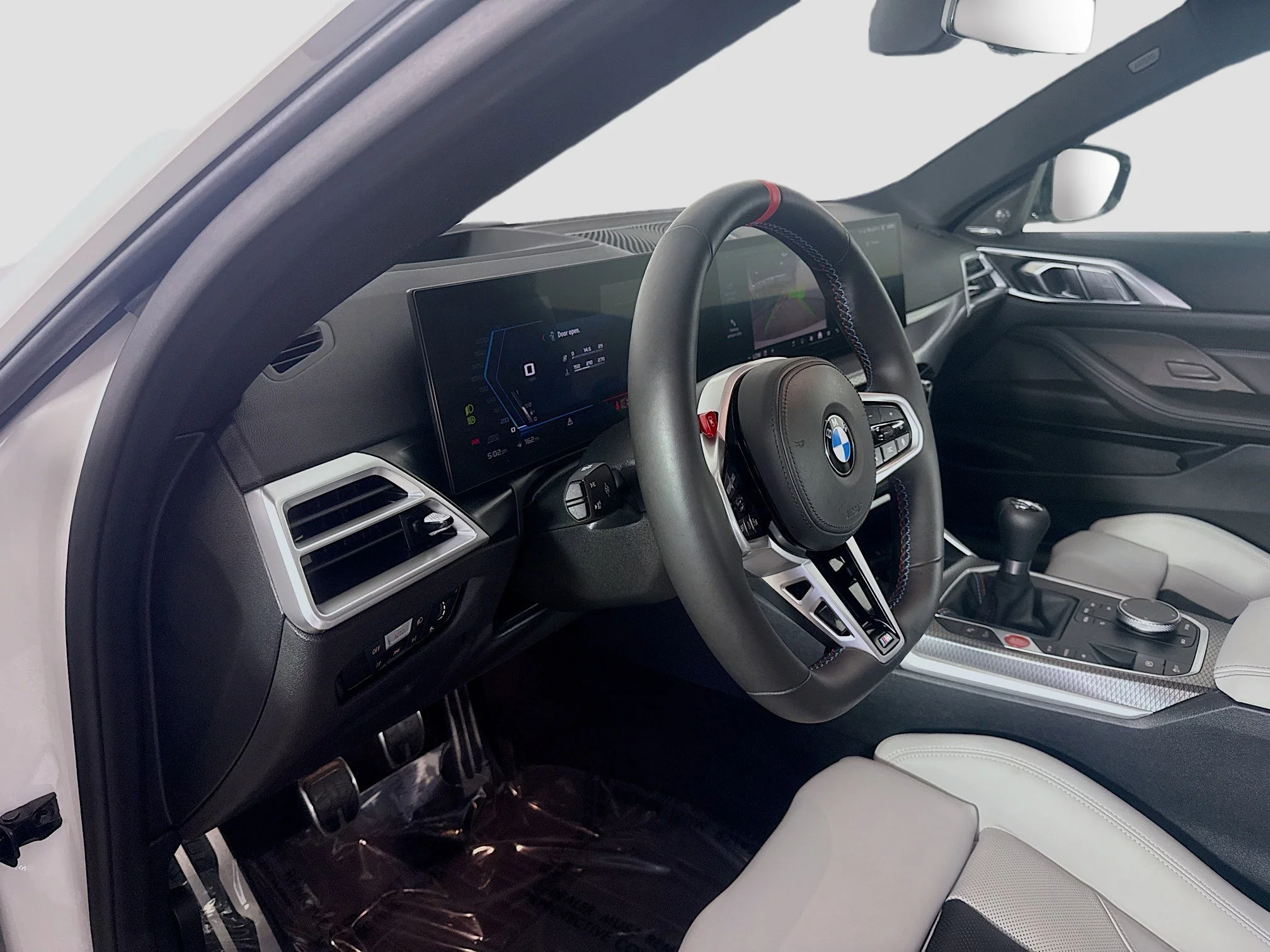Used 2026 Alpine White BMW Base image 19