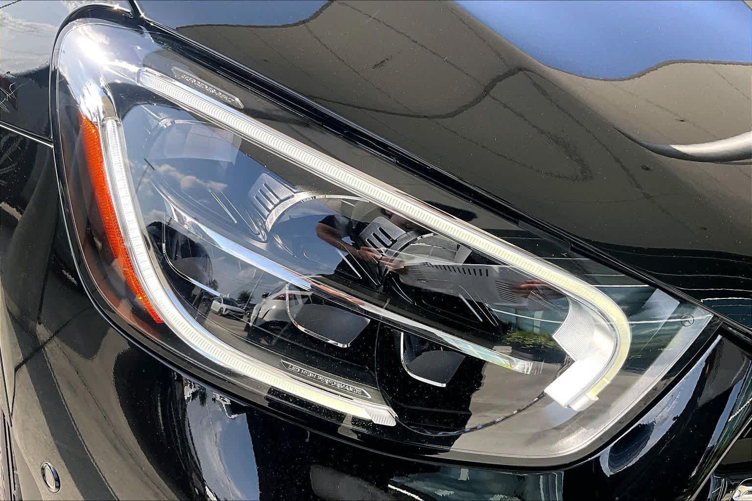 Used 2022 Black Mercedes-Benz GLC 300 image 24