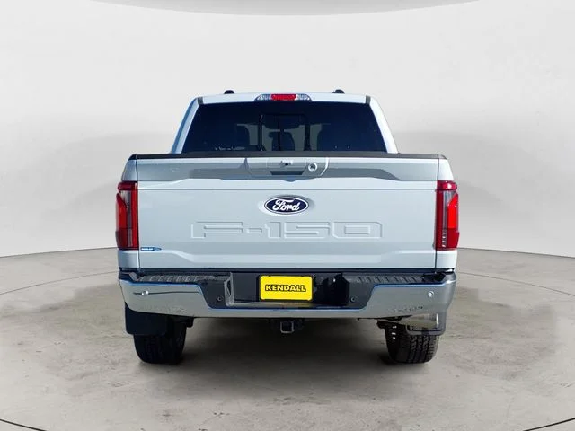 Certified Used 2025  Ford Lariat image 6