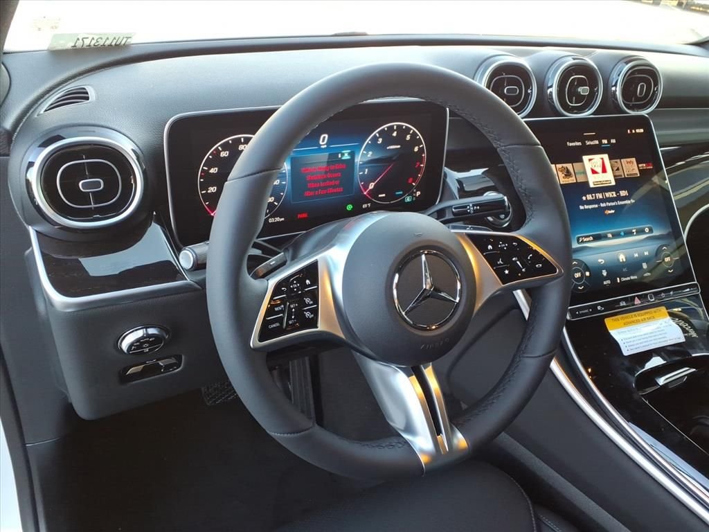 Used 2026 Polar White Mercedes-Benz GLC 300 image 16